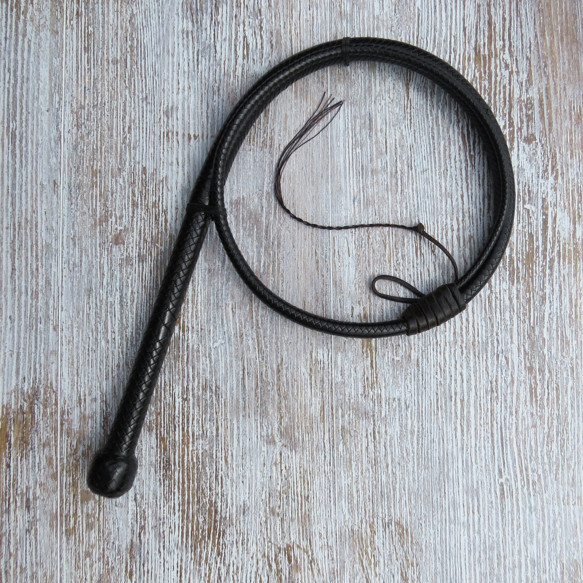 4ft Australian Pattern Black 16plait Bullwhip