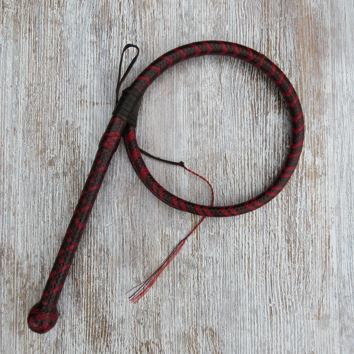 5ft Australian Pattern Whisky Tan and Red 16plait Bullwhip