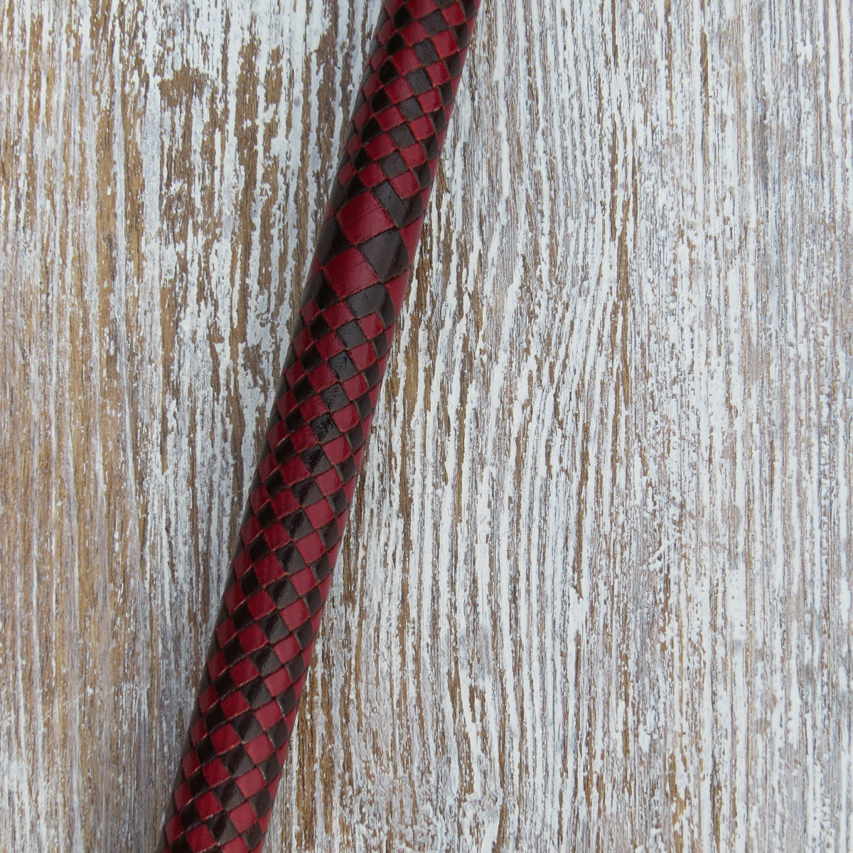 7ft Australian Pattern 2-tone Red and Whisky Tan 16plait Bullwhip