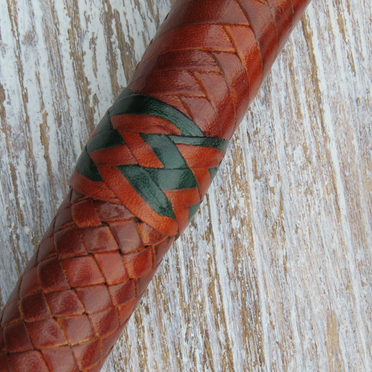 4ft Australian Pattern Saddle Tan 16plait Bullwhip – Murphy Whips