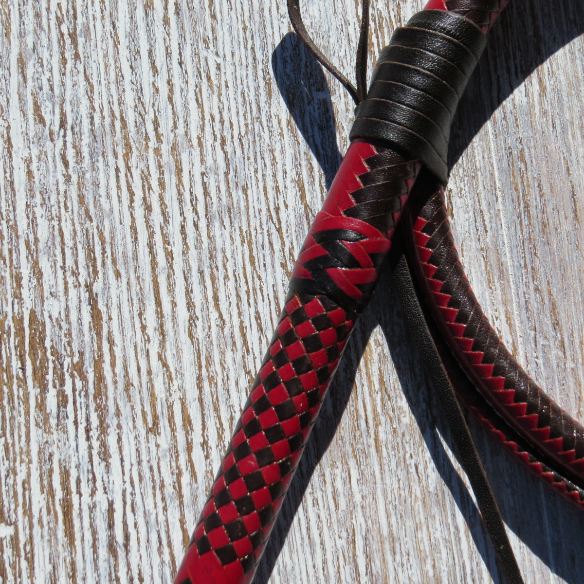 5ft Australian Pattern Black and Red 16plait Bullwhip