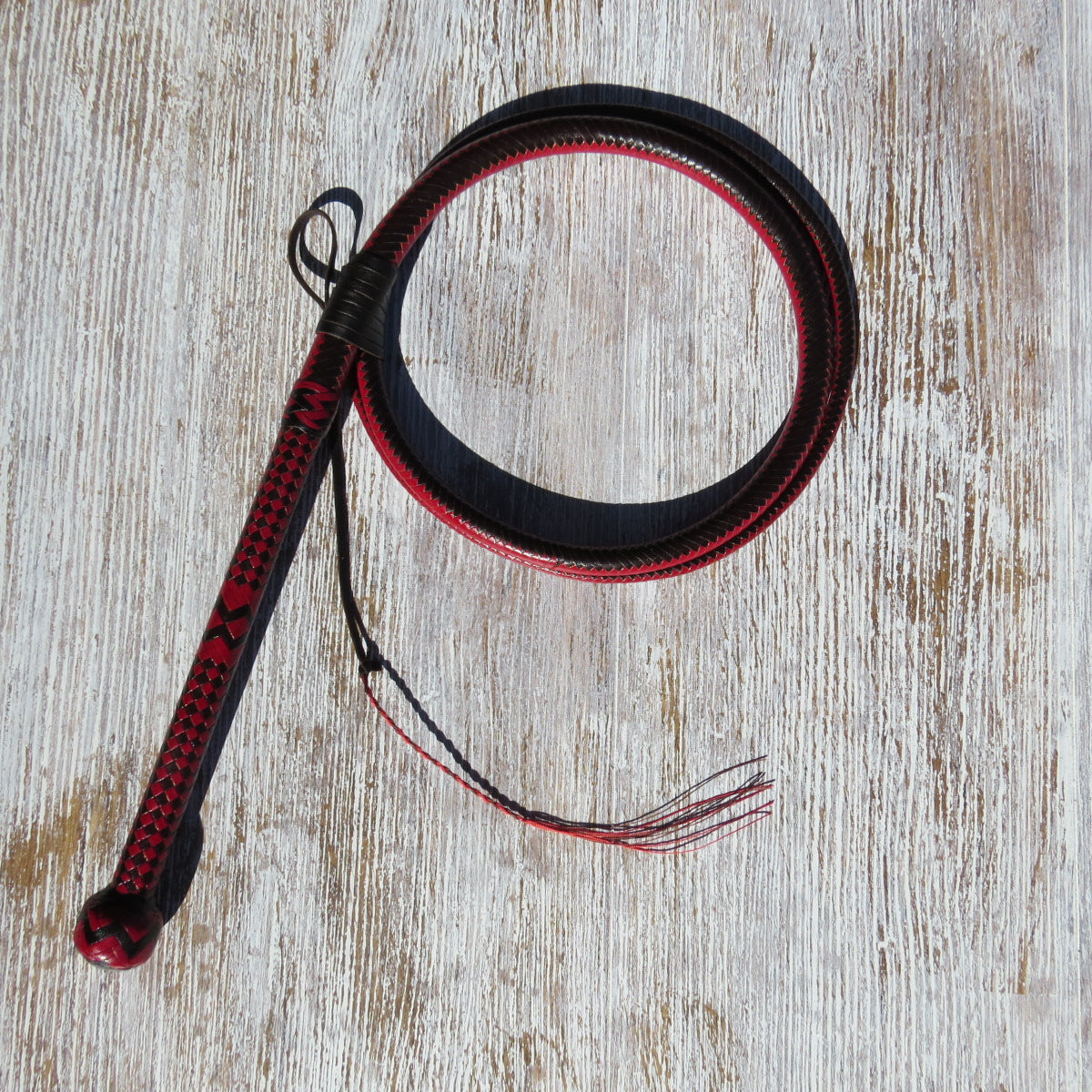 5ft Australian Pattern Black and Red 16plait Bullwhip