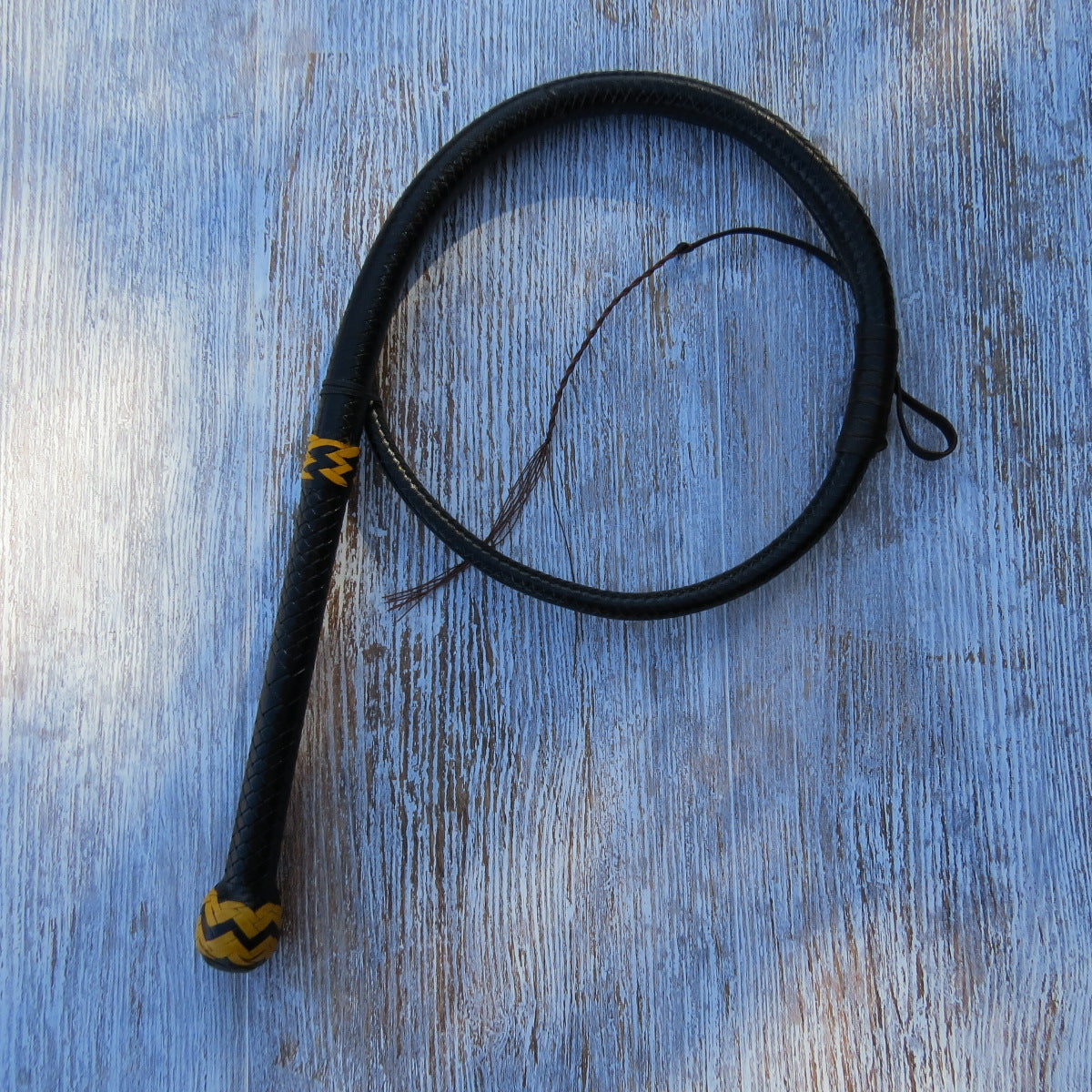 4ft Australian Pattern Black 16plait Bullwhip