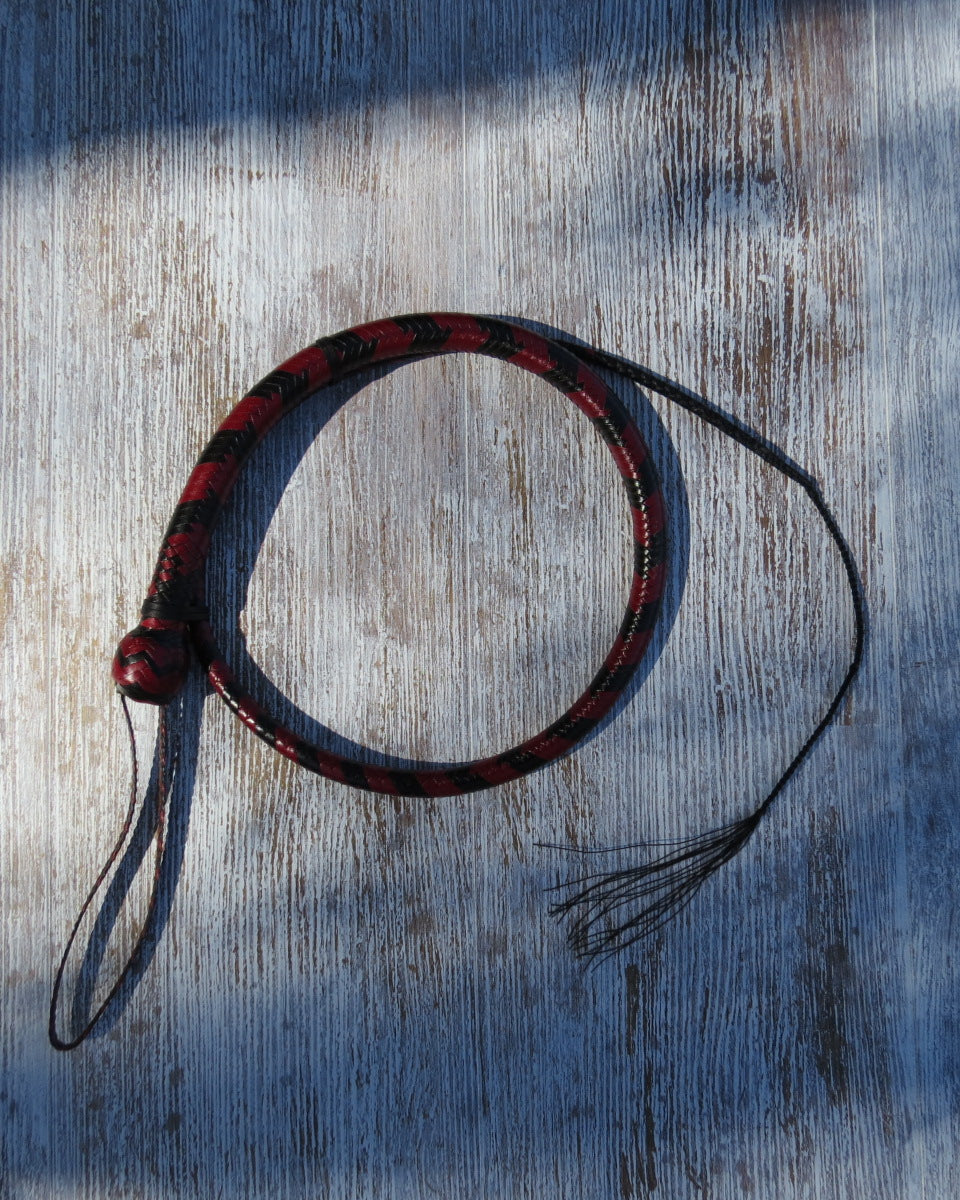 4ft 2-tone "Tiger Plait" Red and Black 16plait Signal Whip